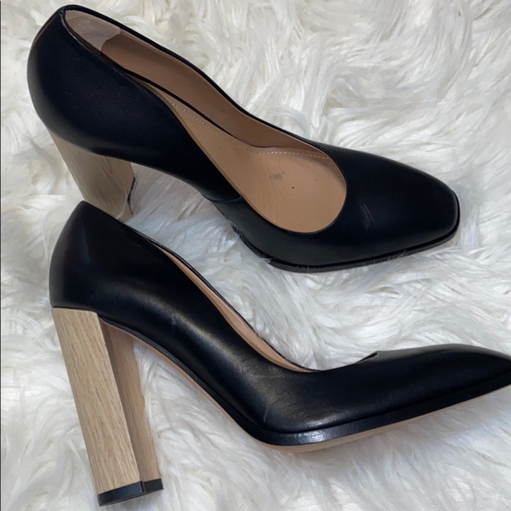 Ck Collection Square heel leather pumps